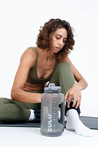 ZULU 64oz Motivational Water Bottle with Straw