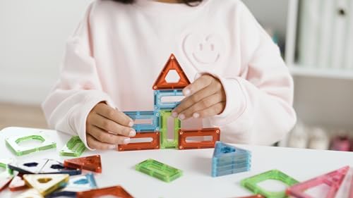 Discovery Kids 100-Piece 3D Magnetic Tile Set