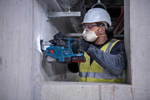 BOSCH GBH18V-22K24 18V Brushless SDS-plus® Bulldog™ ¾ In. Rotary Hammer Kit with (2) CORE18V® 4 Ah Advanced Power Batteries