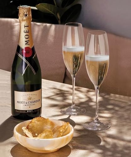 AOOE Champagne Flutes Glass Set of 4 -Hand Blown Champagne Glasses-Lead-Free Premium Crystal - Gift for Wedding, Anniversary, Christmas, Brithday-6.5oz, Clear