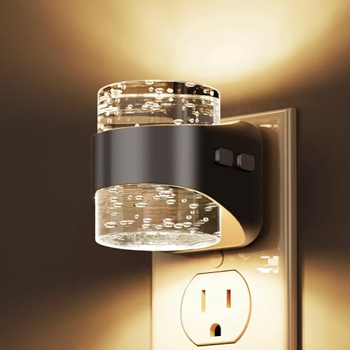 Dusk-to-Dawn Adjustable Plug-In LED Night Light