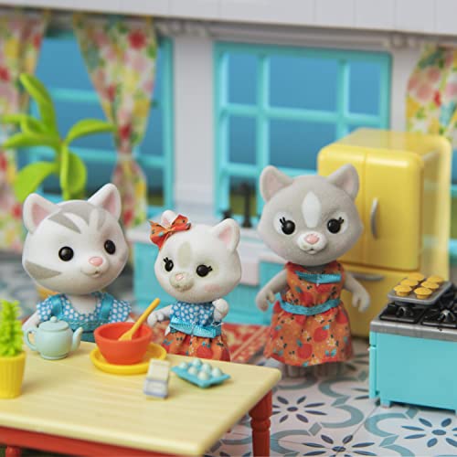 Honey Bee Acres Kitchen Accessories Playset, 27 Pieces