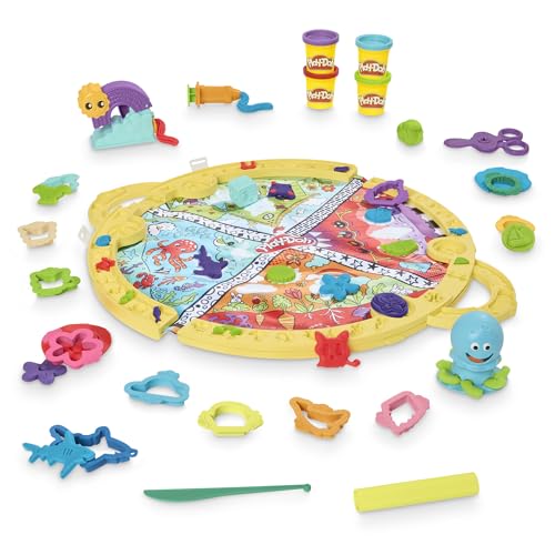 Play-Doh Fold & Go Playmat Set with Accessories