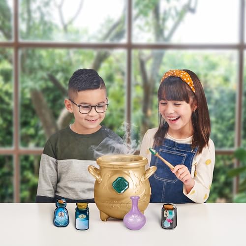 Magic Mixies Misting Cauldron with Plush Toy