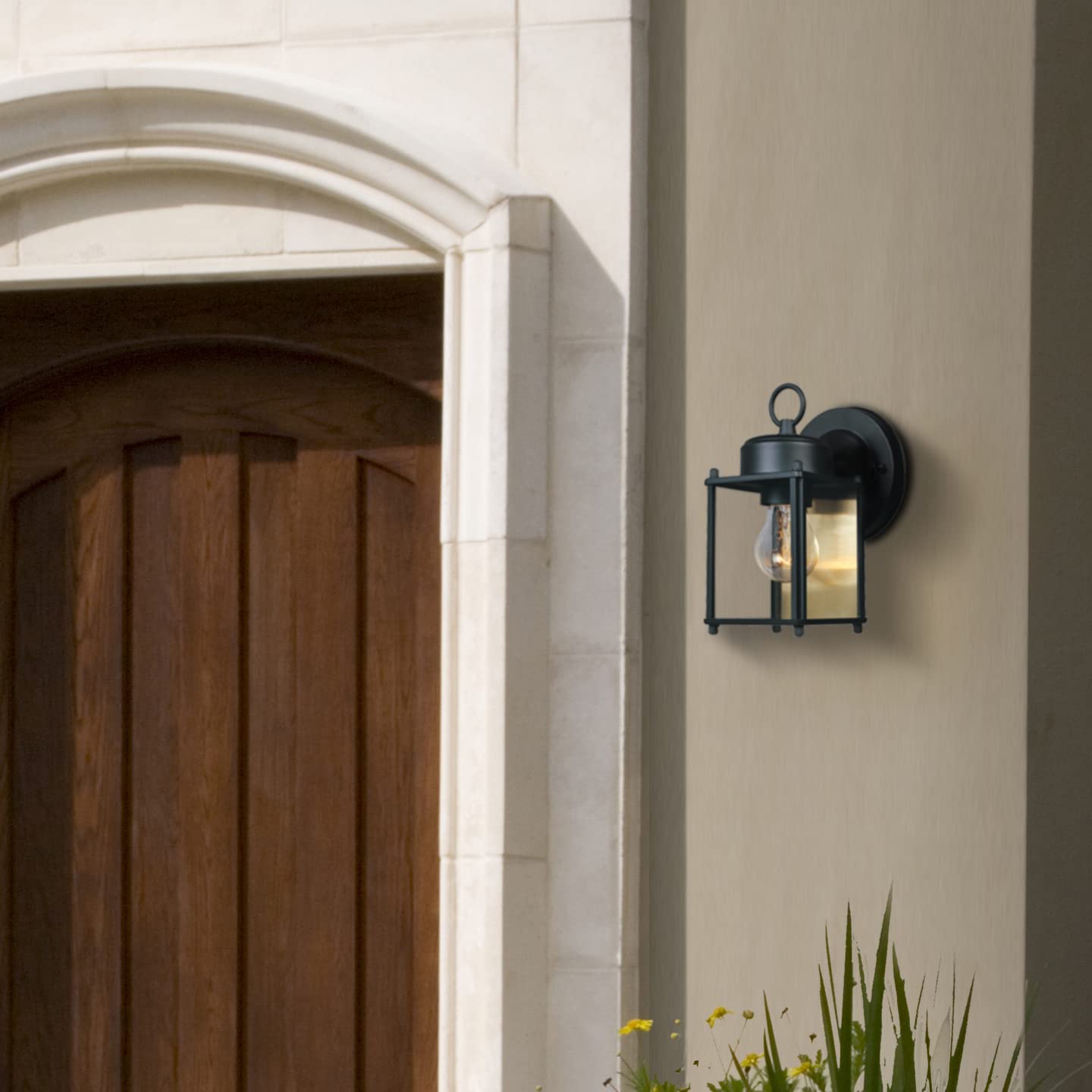 DESIGNERS FOUNTAIN Outdoor Wall Mount Lantern Sconce