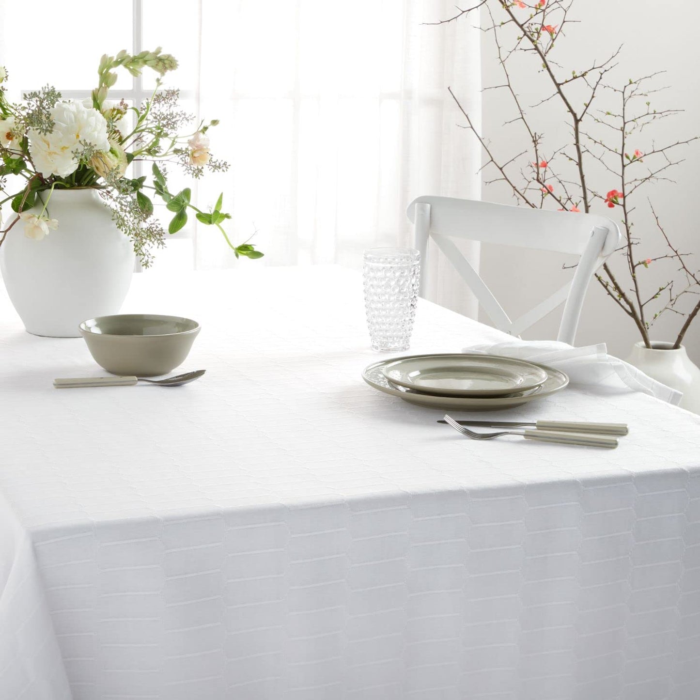 Martha Stewart White Honeycomb Tablecloth 60"x120"
