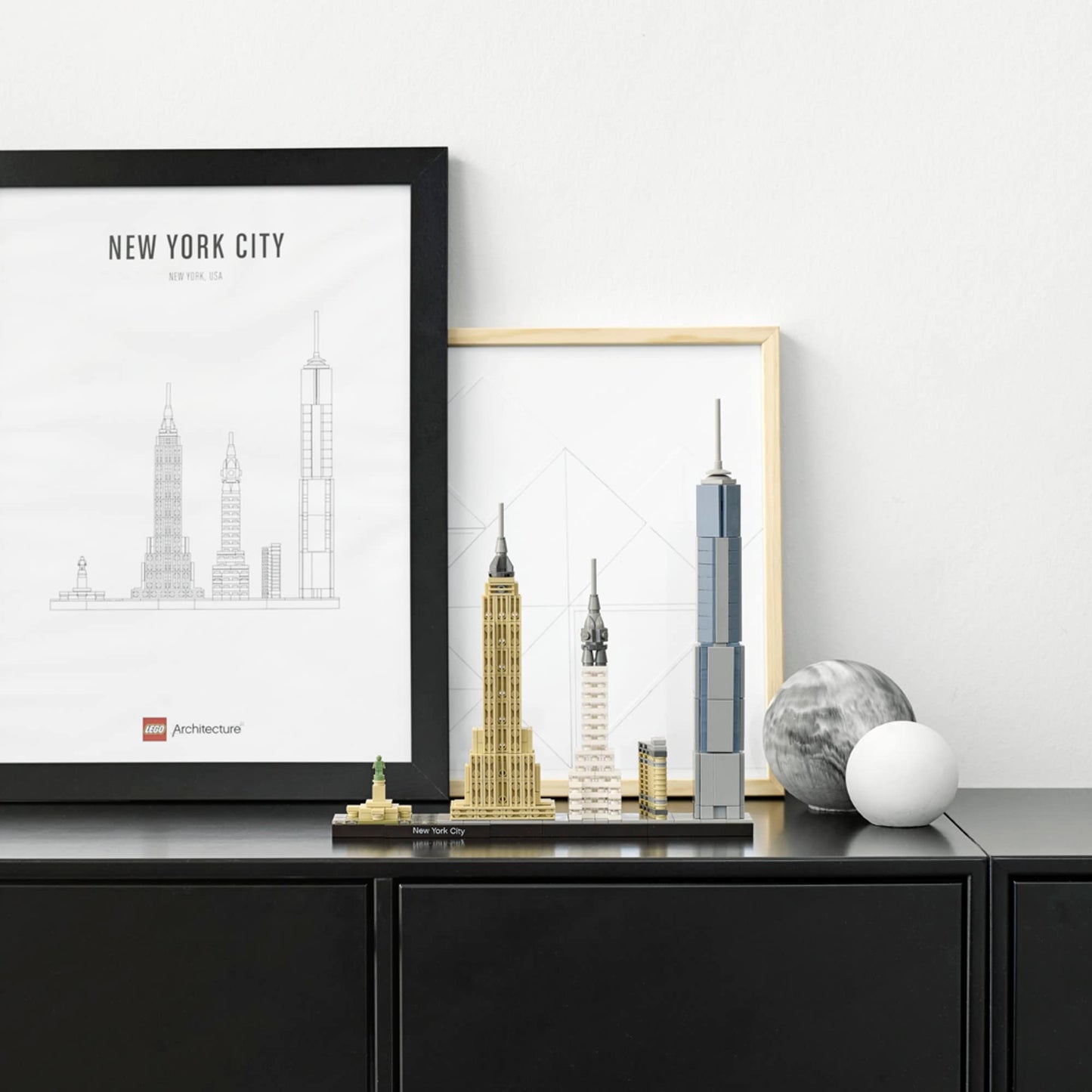 LEGO New York City Skyline Model Kit 21028