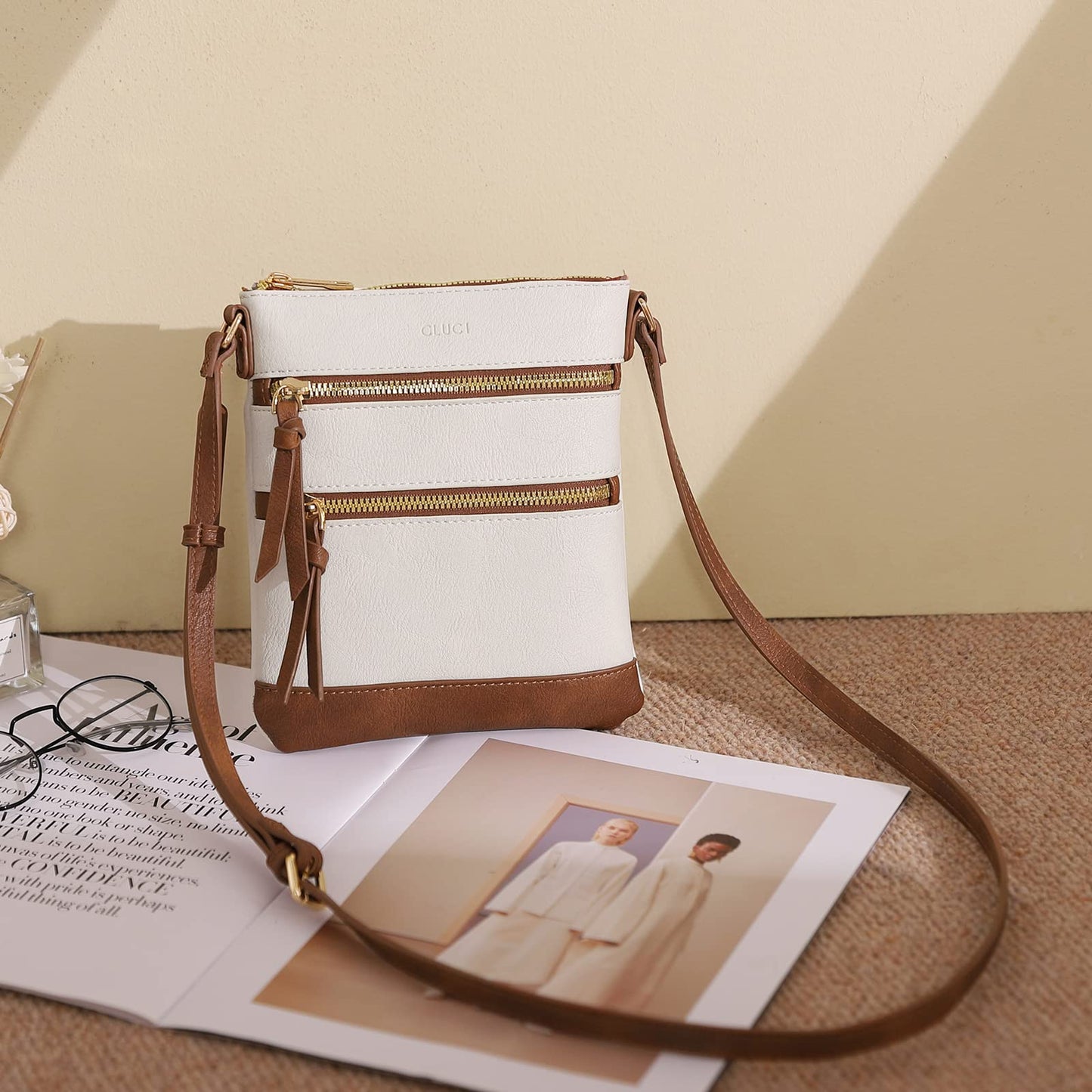 CLUCI Small Multi-Pocket Crossbody Handbag