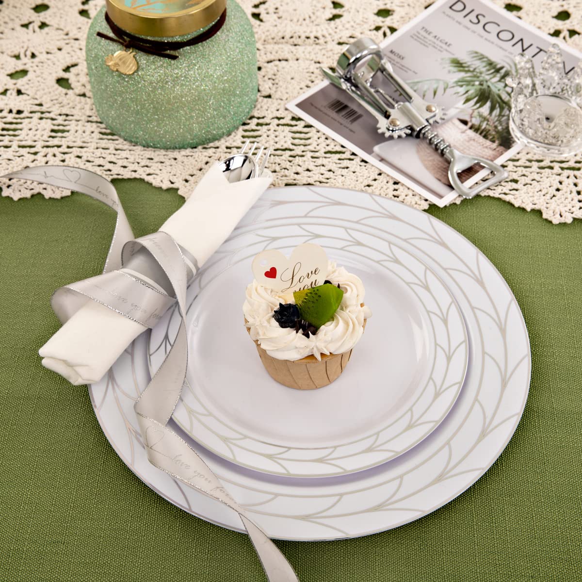 100 Pack Disposable Plastic Party Plates Set