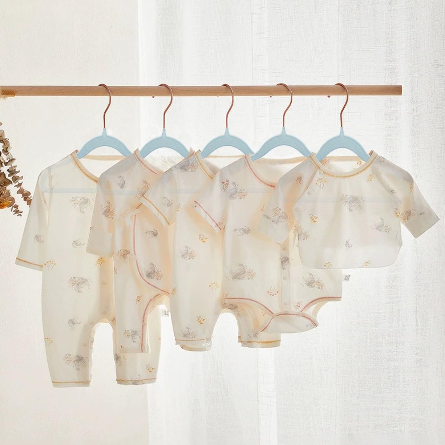 32 Pack Baby Velvet Hangers with Non-Slip Notches