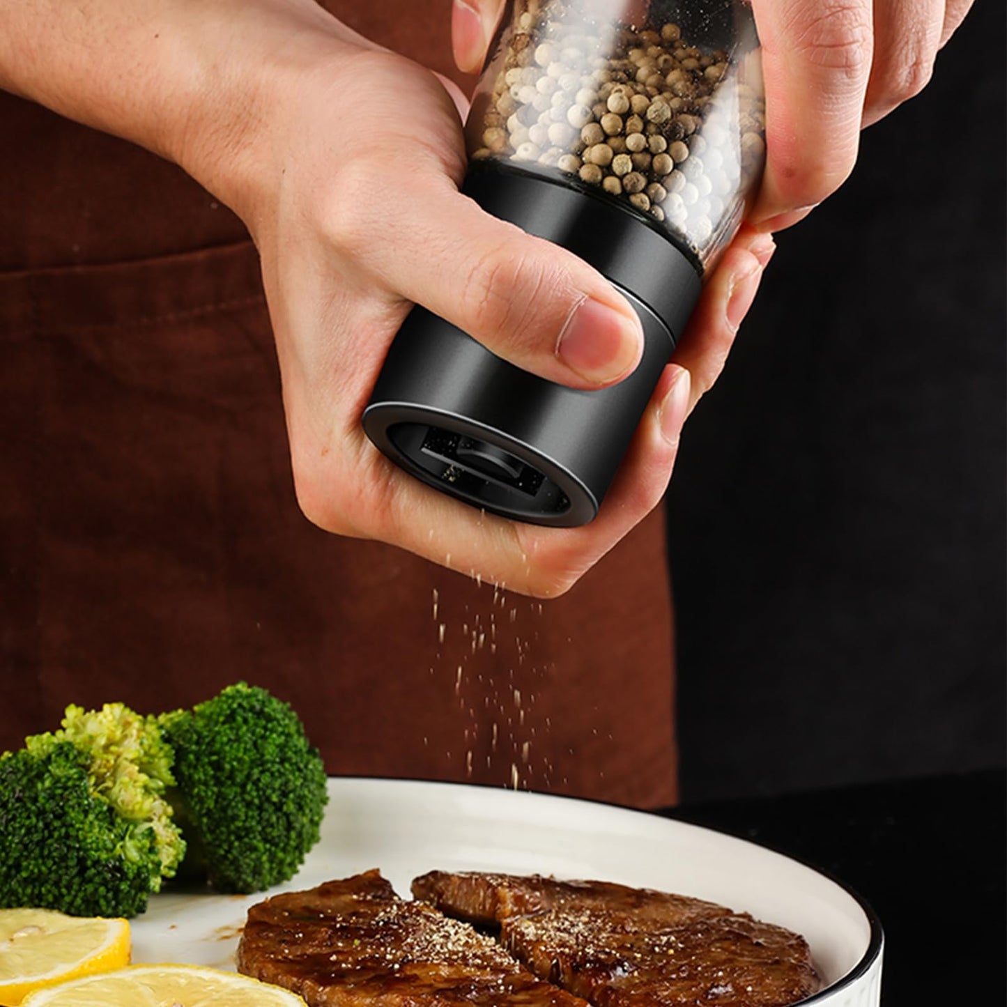 Salt and Pepper Grinder Set by ANDONG