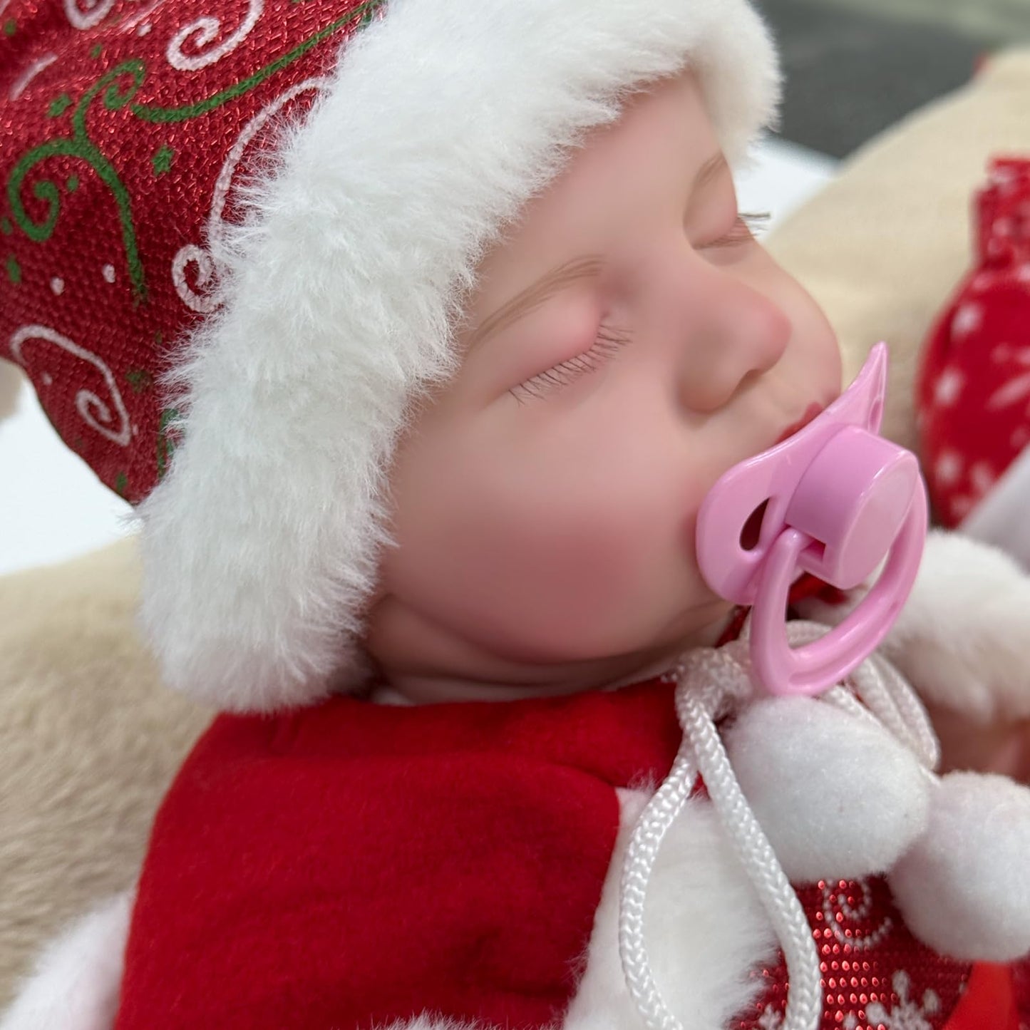 KINGWANT 18-Inch Realistic Reborn Baby Doll