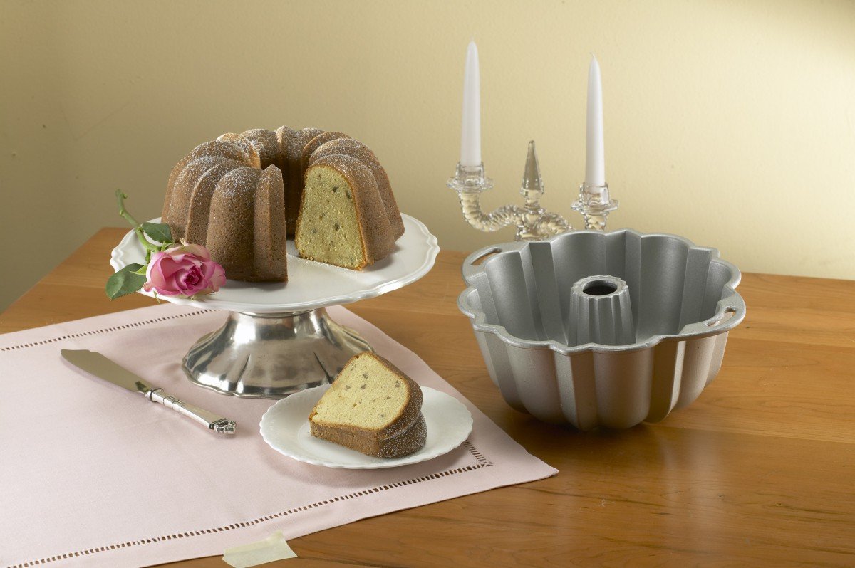Nordic Ware Anniversary Bundt Cake Pan
