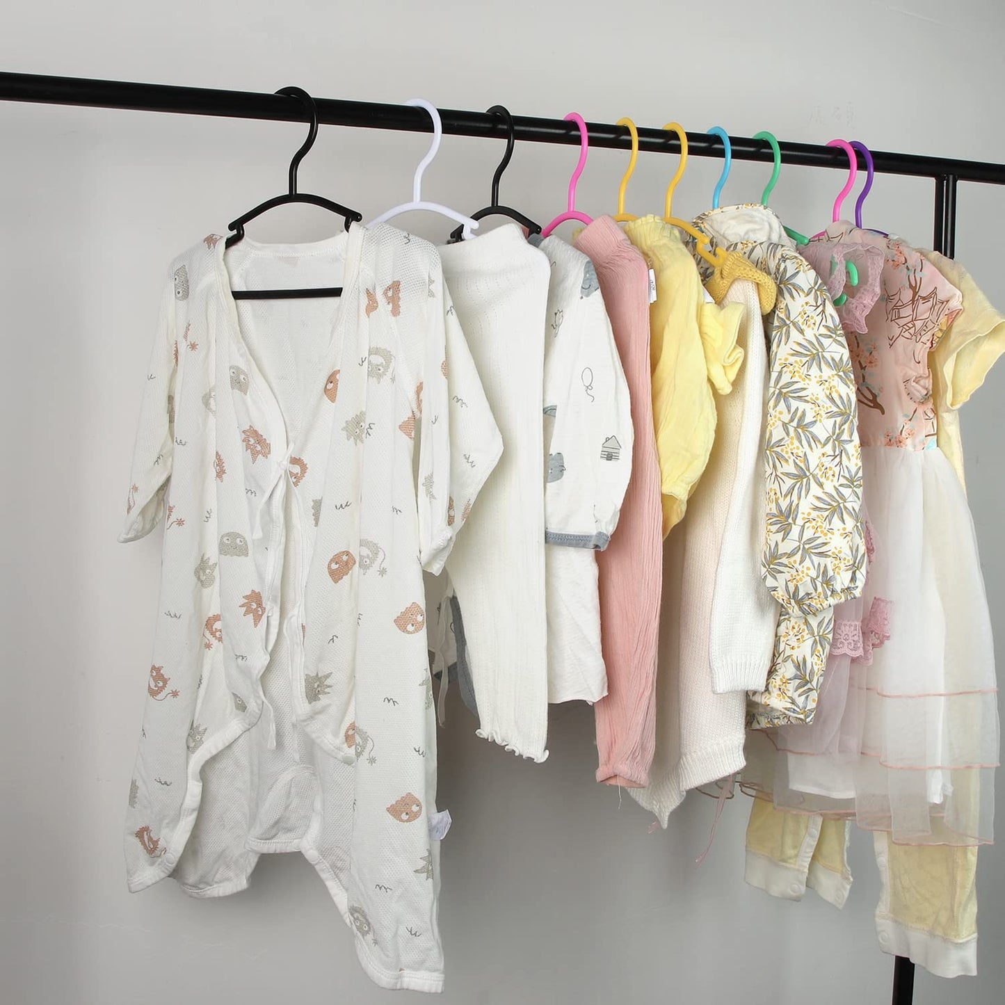 GoodtoU 80-Pack Plastic Baby Hangers for Toddlers