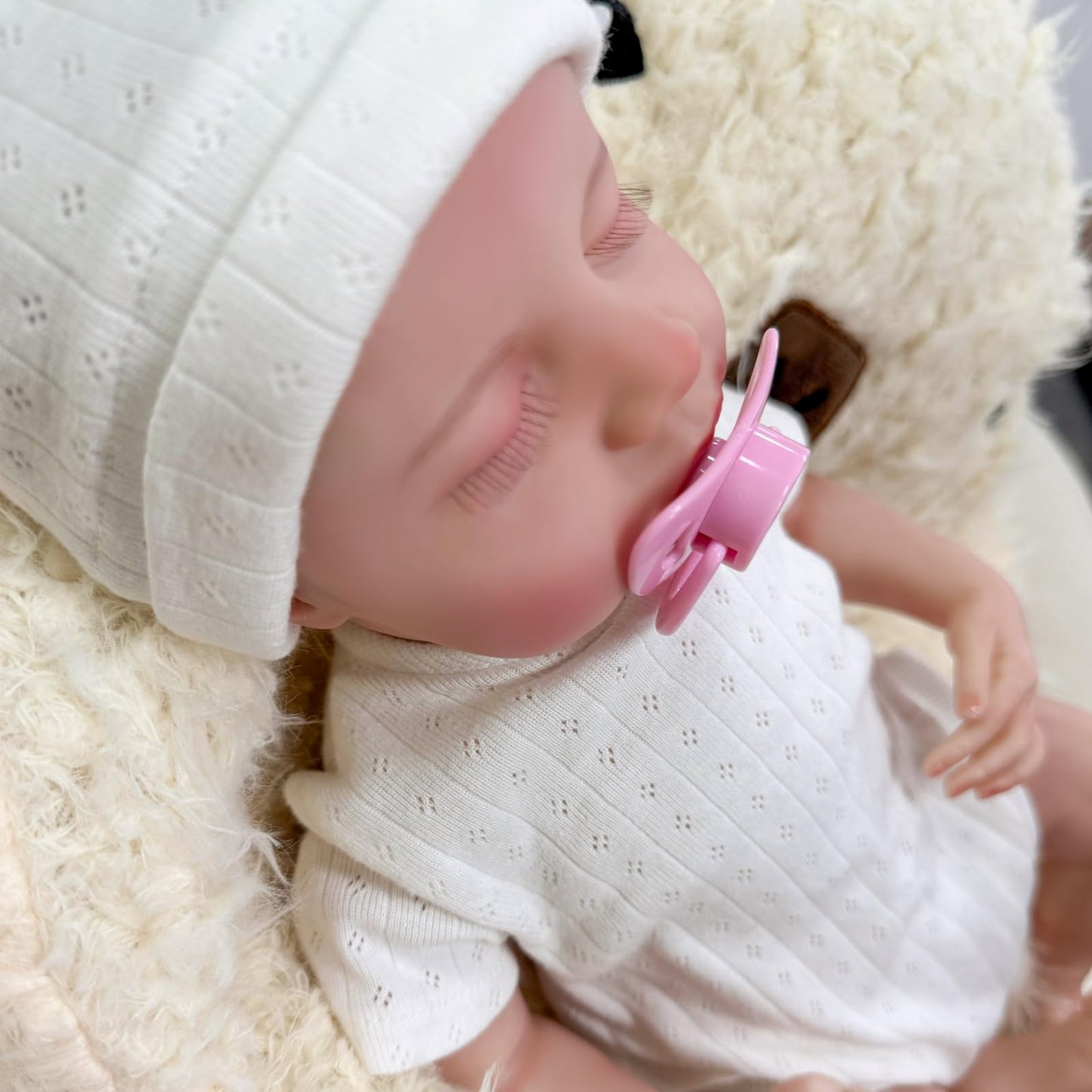 KINGWANT 18-Inch Realistic Reborn Baby Doll