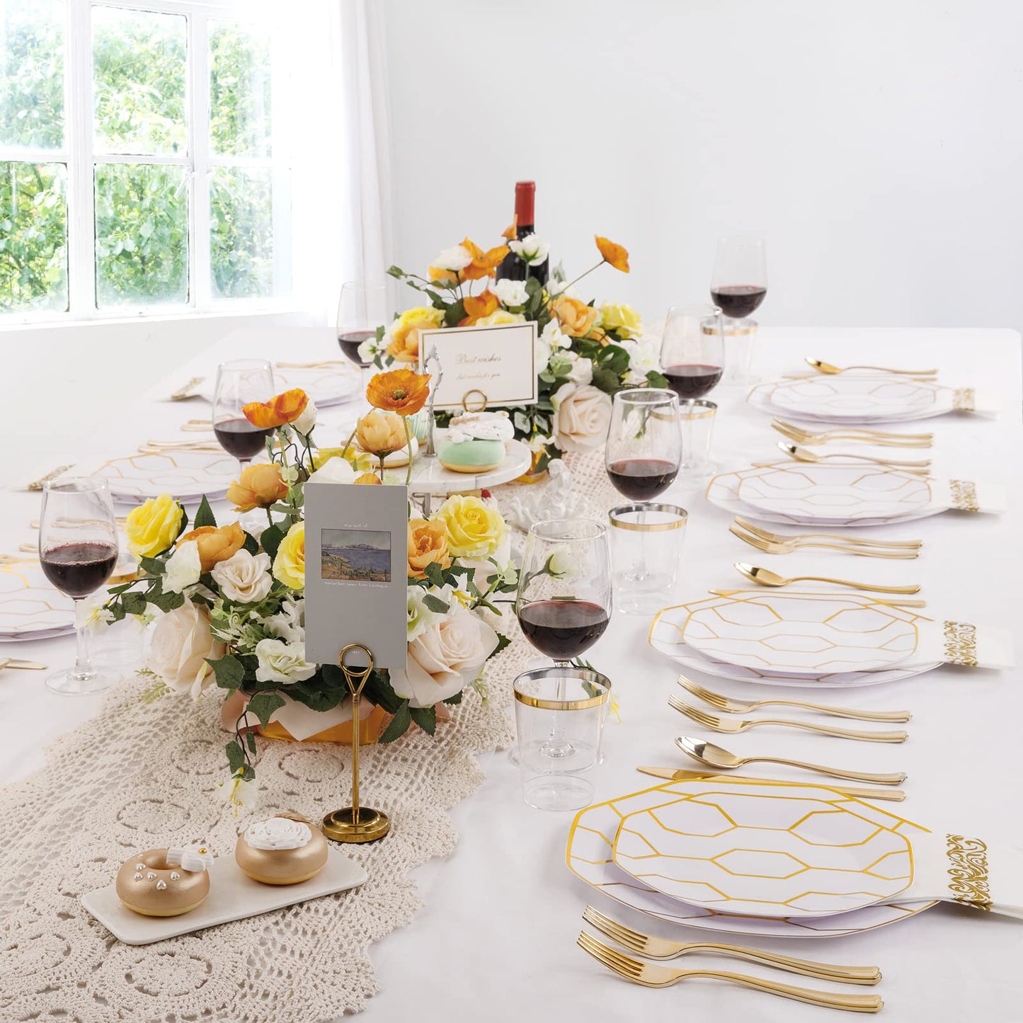 COLOSUS 175PCS Gold White Party Plates Set