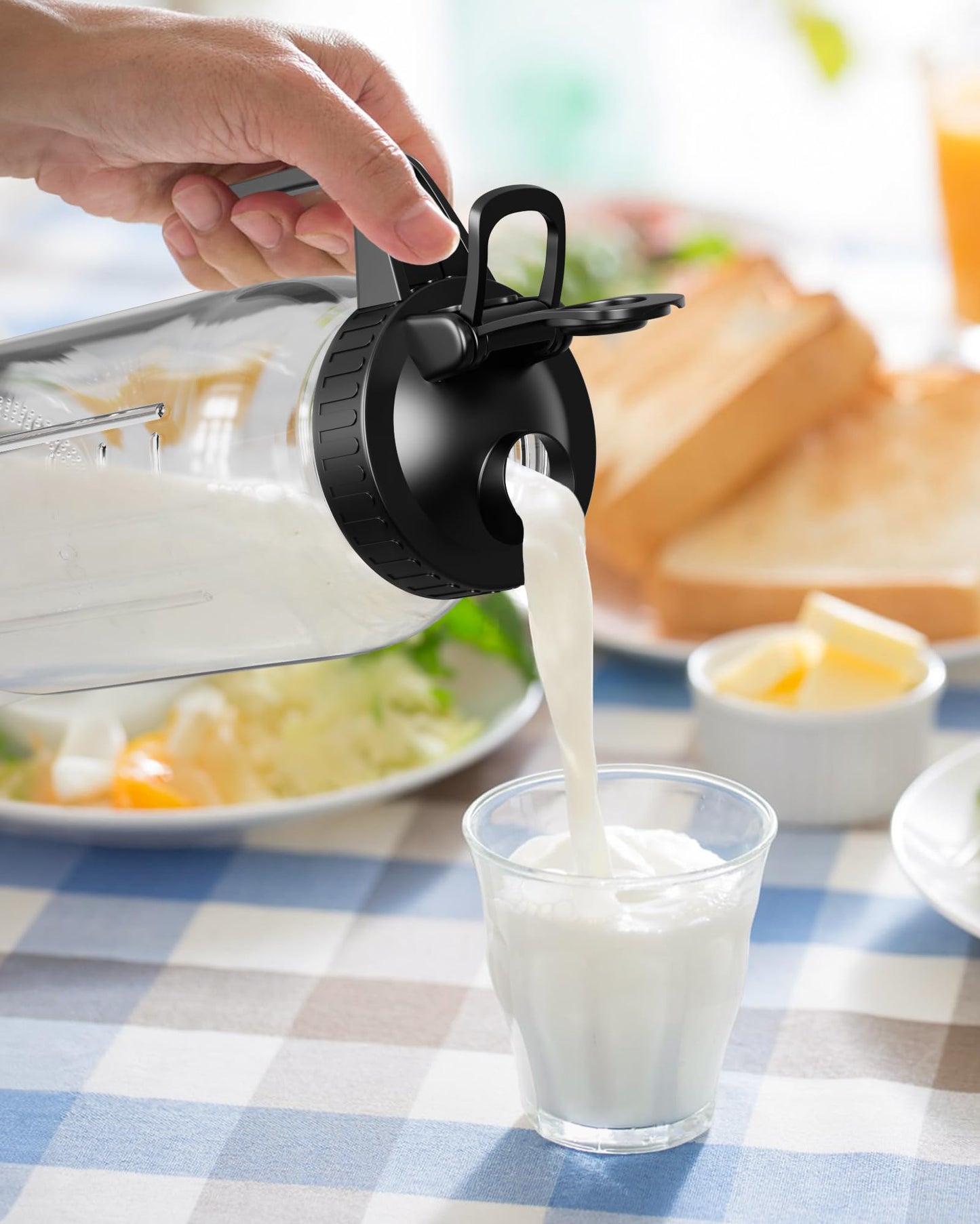 64 oz Glass Water Pitcher with Airtight Lid