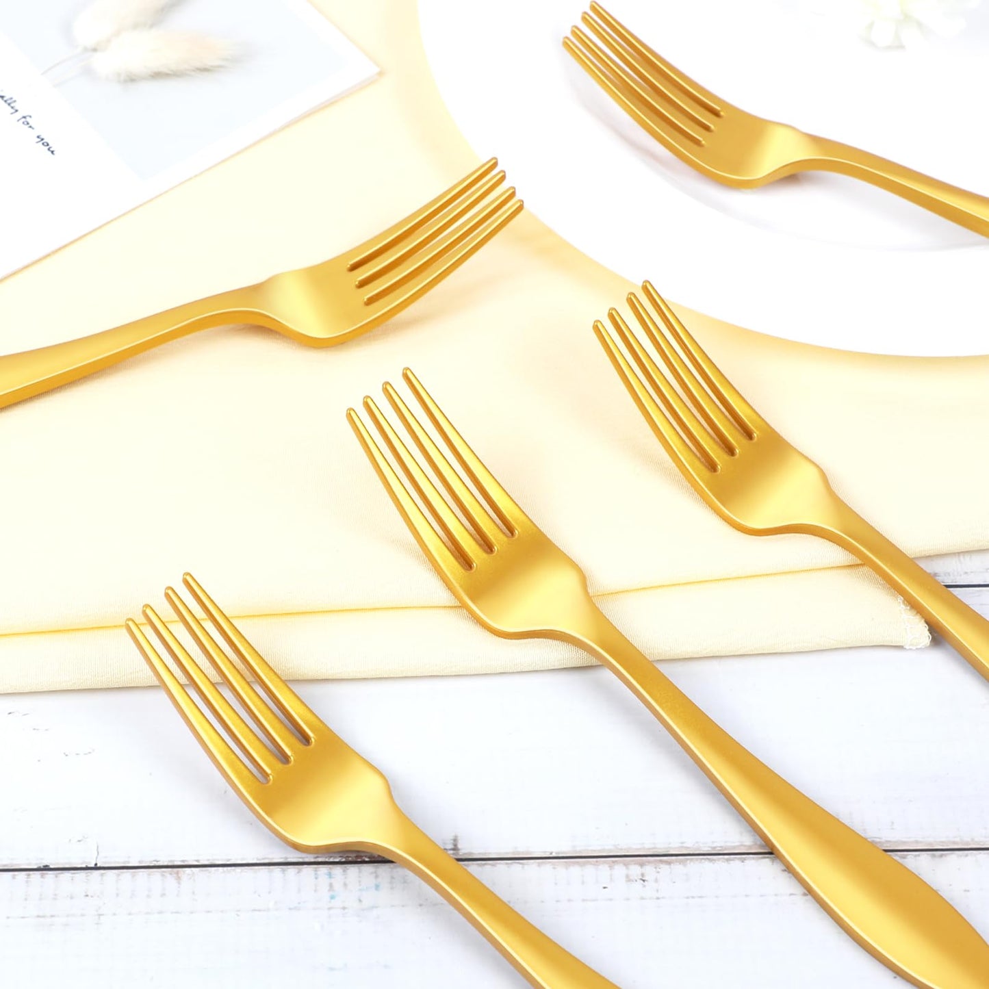 Disposable Forks Plastic, 200 Pcs Forks For Parties, Plastic Silverware Heavy Duty, Solid and Durable Plastic Utensils, Disposable Table Forks & Dinner Forks For Noodle/Salad, Golden Shower Forks
