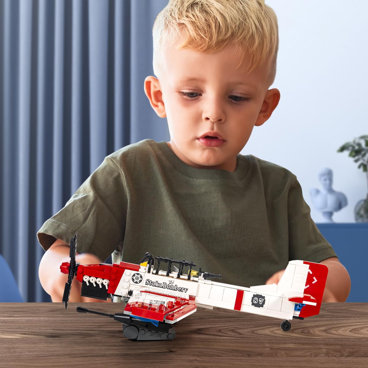 Military Airplane Building Blocks Set, 649 Pieces