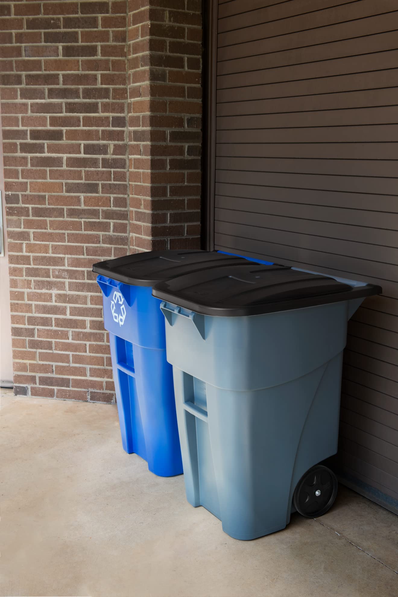 50-Gallon Rubbermaid Heavy-Duty Wheeled Recycling Bin