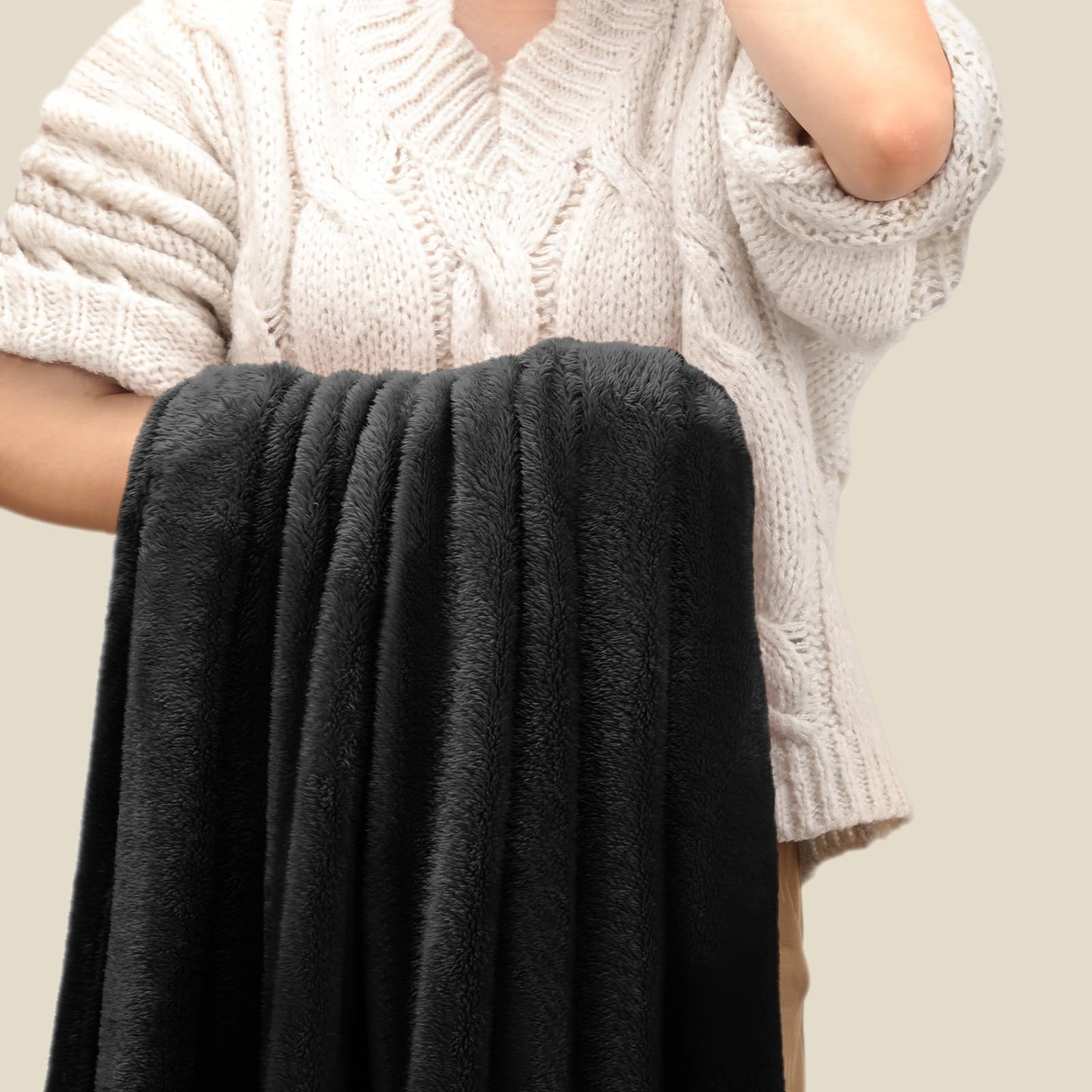 Felesha Fingal Cozy Plush Fleece Throw Blanket
