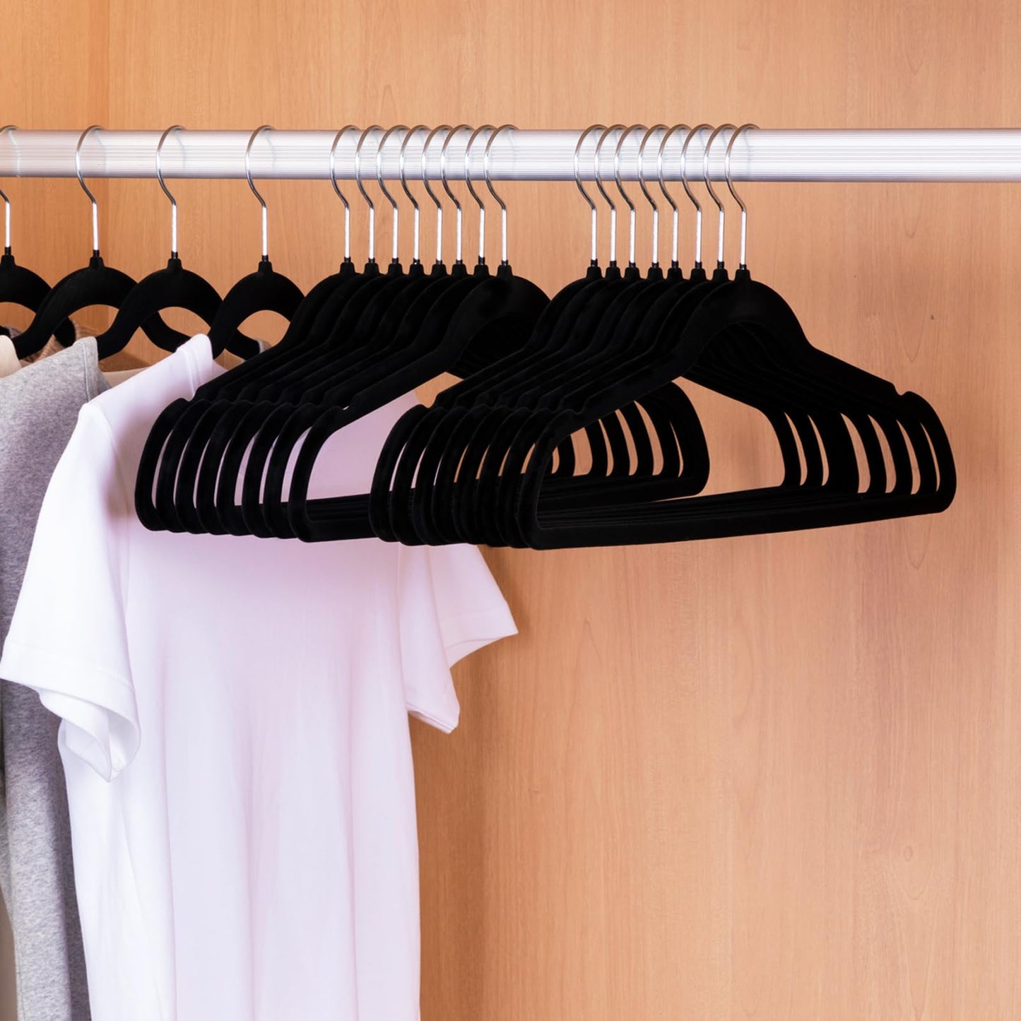 50 Pack Velvet Non-Slip Hangers