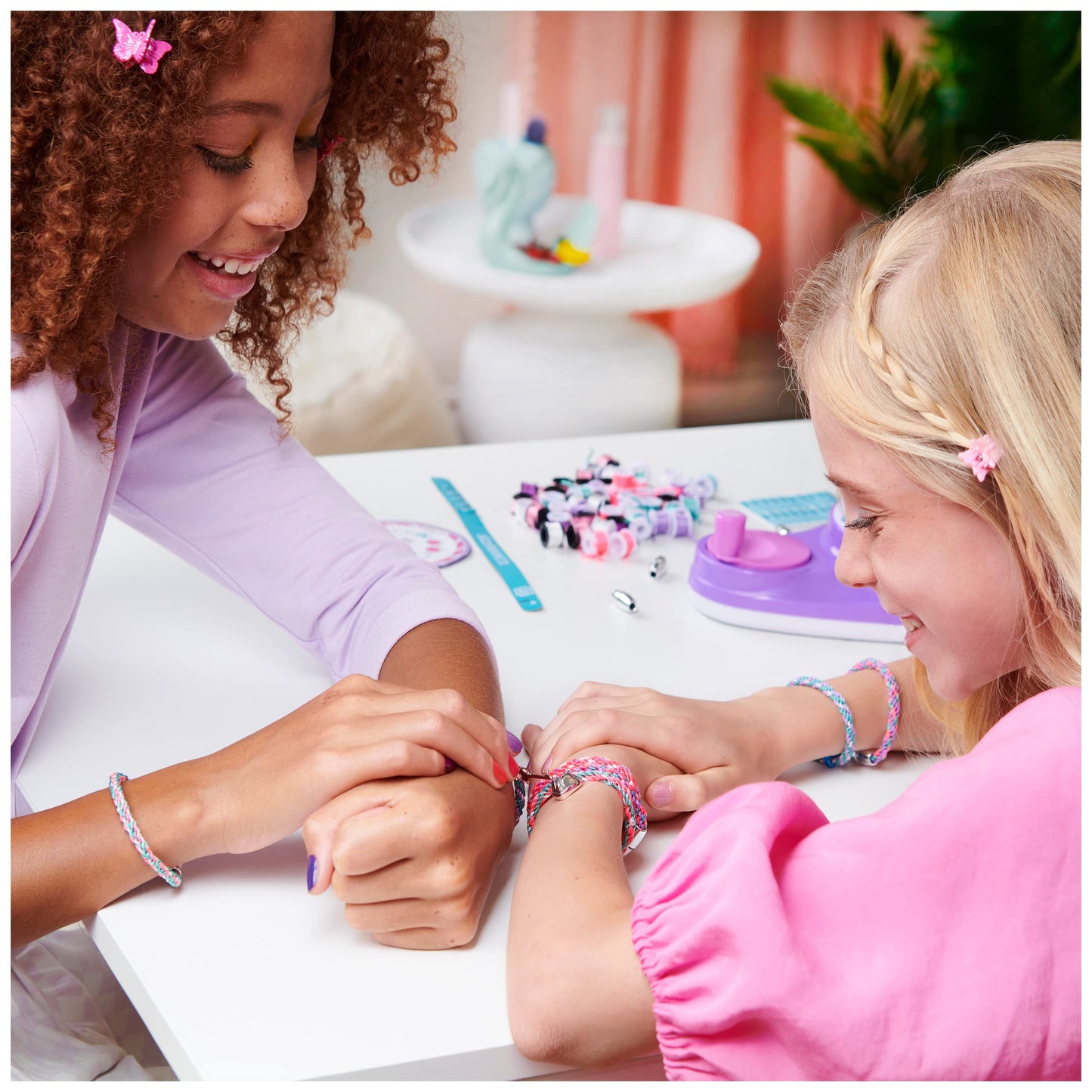 Cool Maker Friendship Bracelet & Necklace Kit