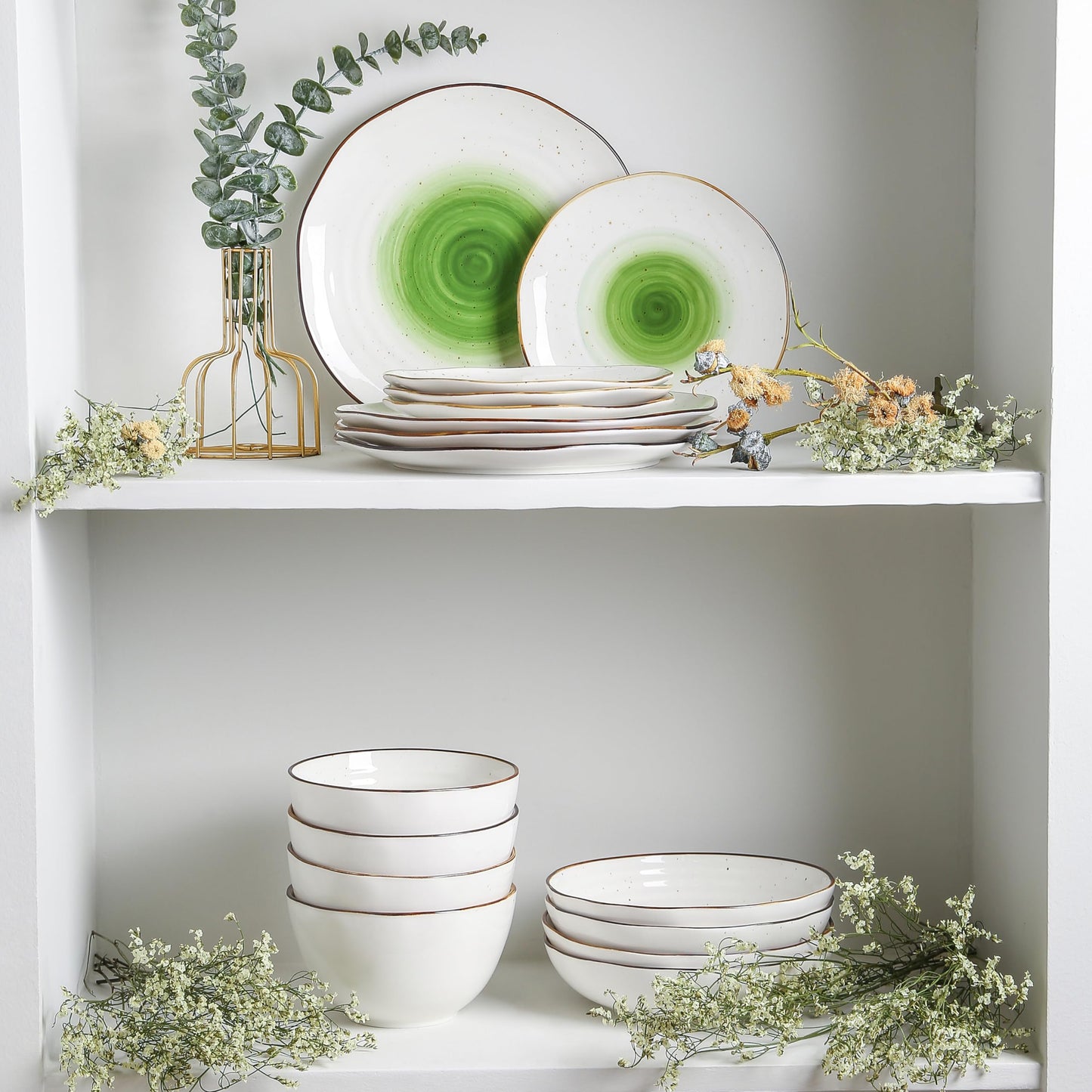 Christian Siriano 16-Piece Green Dinnerware Set