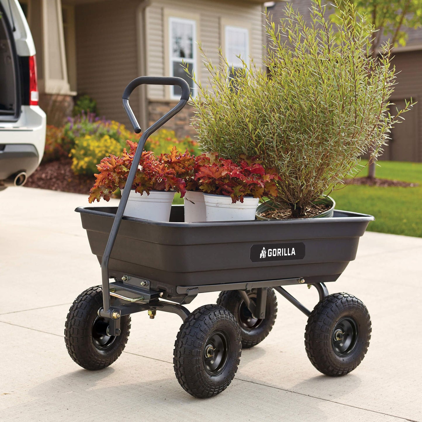 Gorilla Carts Heavy-Duty Utility Cart, 600 lb Capacity