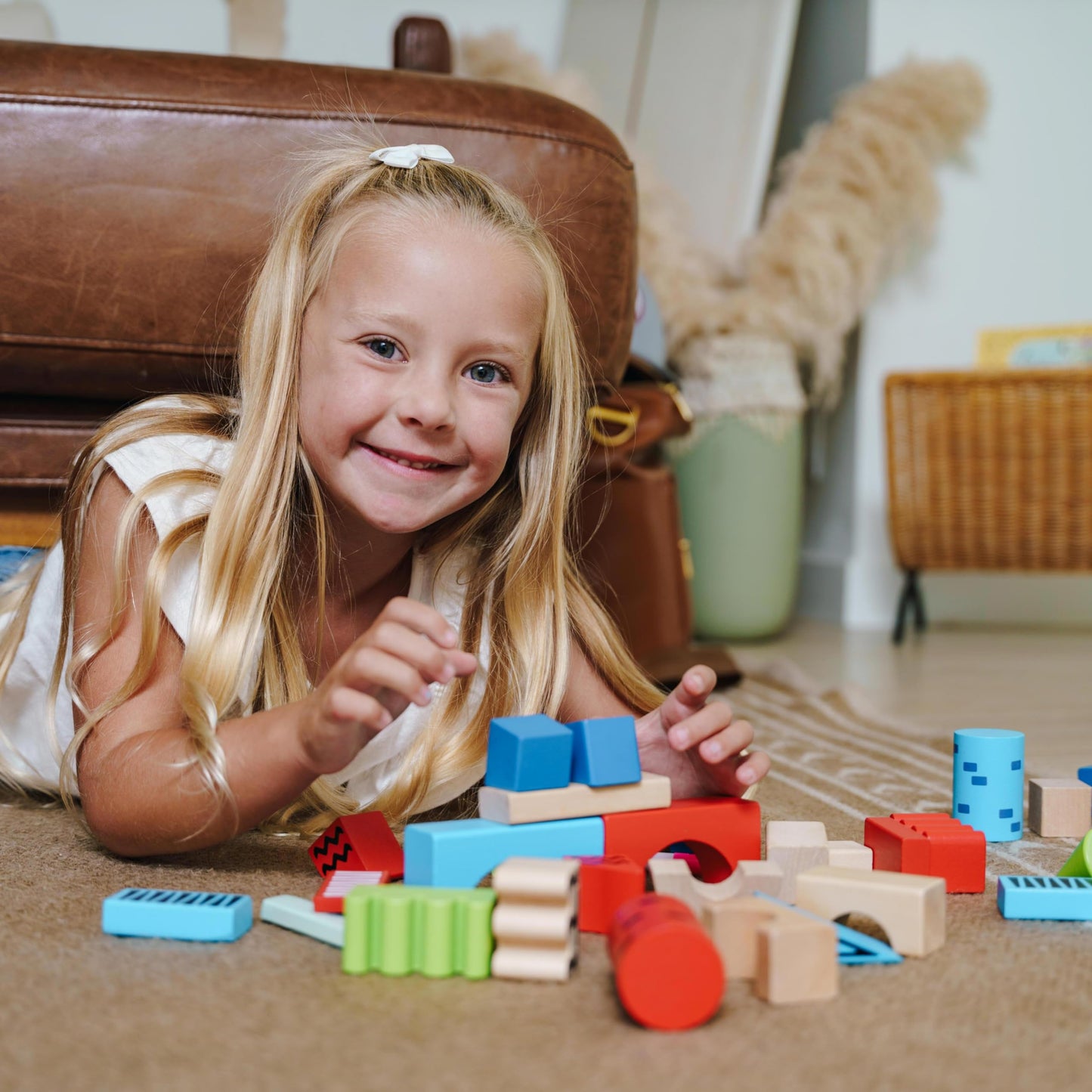 Discovery Kids 80-Piece Wooden Building Blocks Set