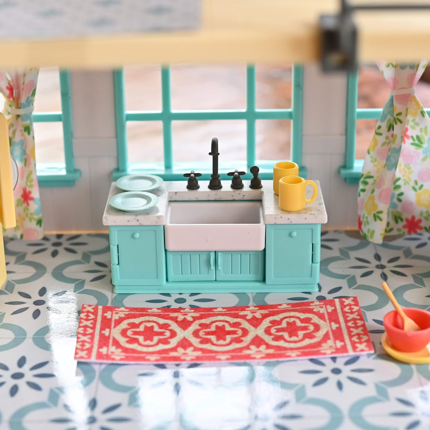 Honey Bee Acres Kitchen Accessories Playset, 27 Pieces