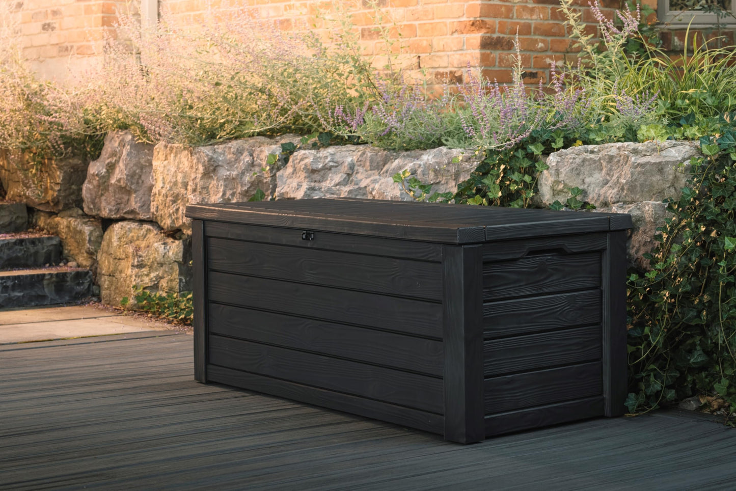 150 Gallon Keter Outdoor Storage Deck Box