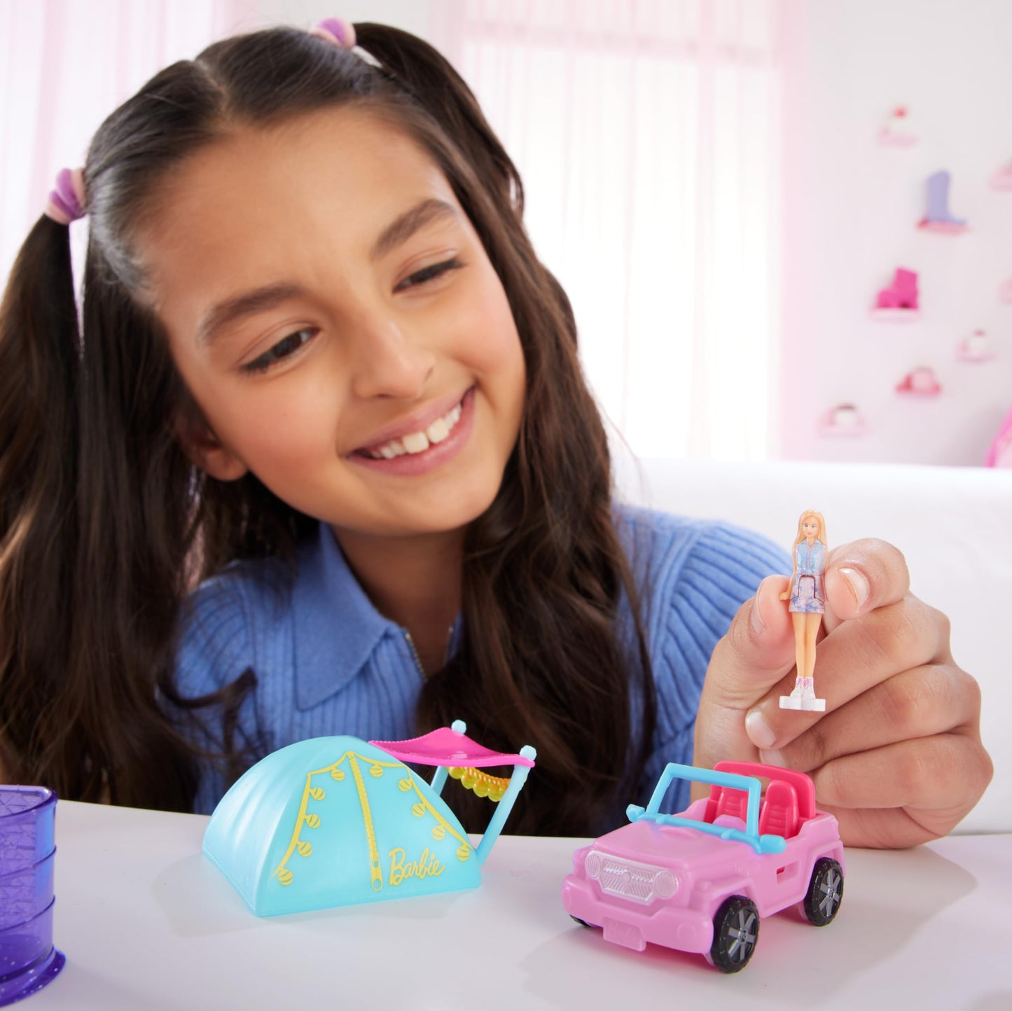Barbie Mini Playset with SUV & Doll