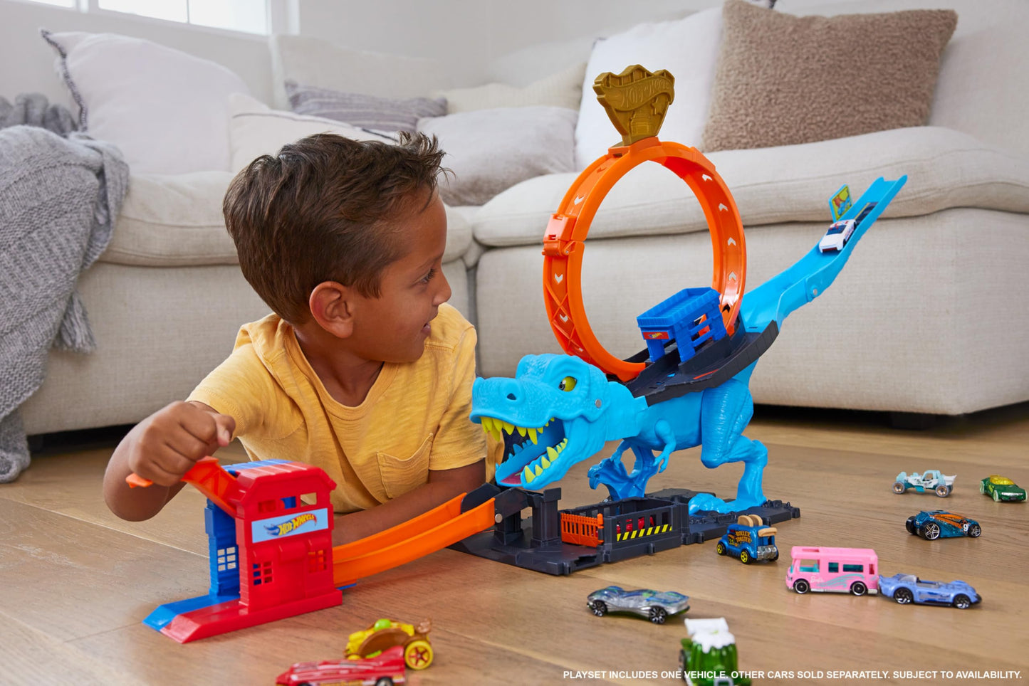 Hot Wheels T-Rex Chomp Down Track Set