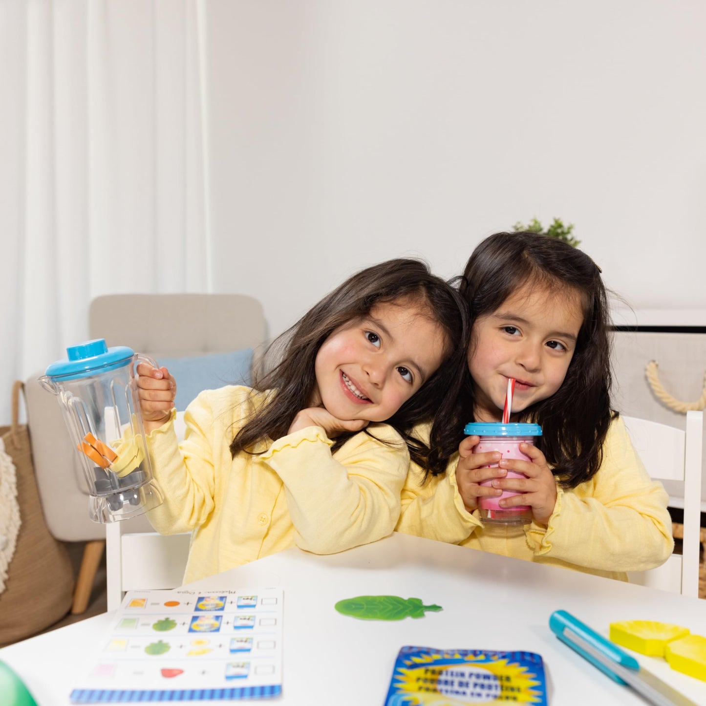 Melissa & Doug Smoothie Maker Play Food Set