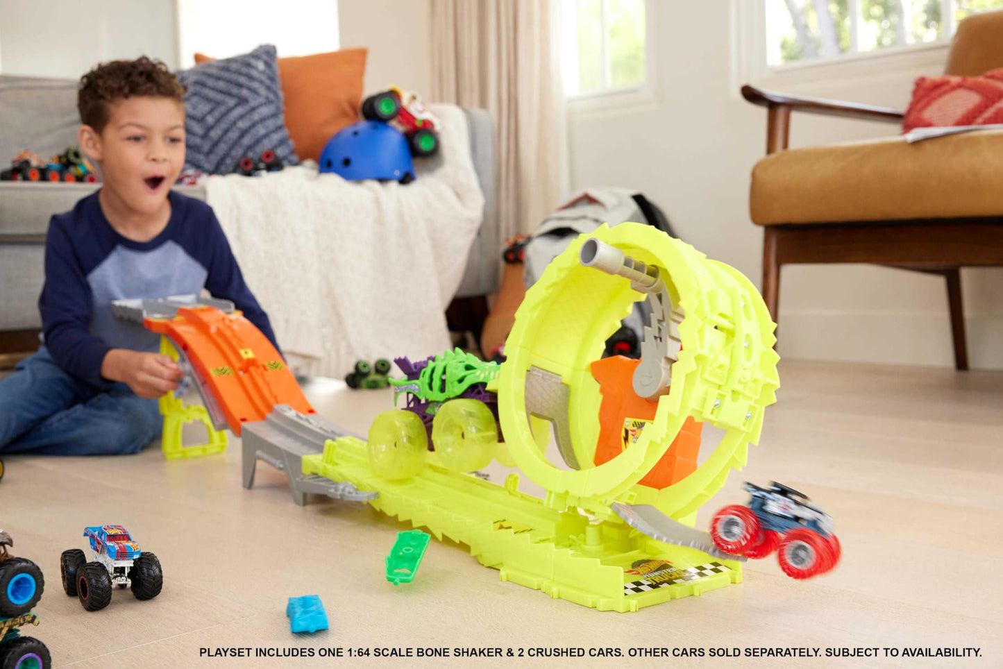 Hot Wheels Monster Trucks Track Set with 2 Trucks