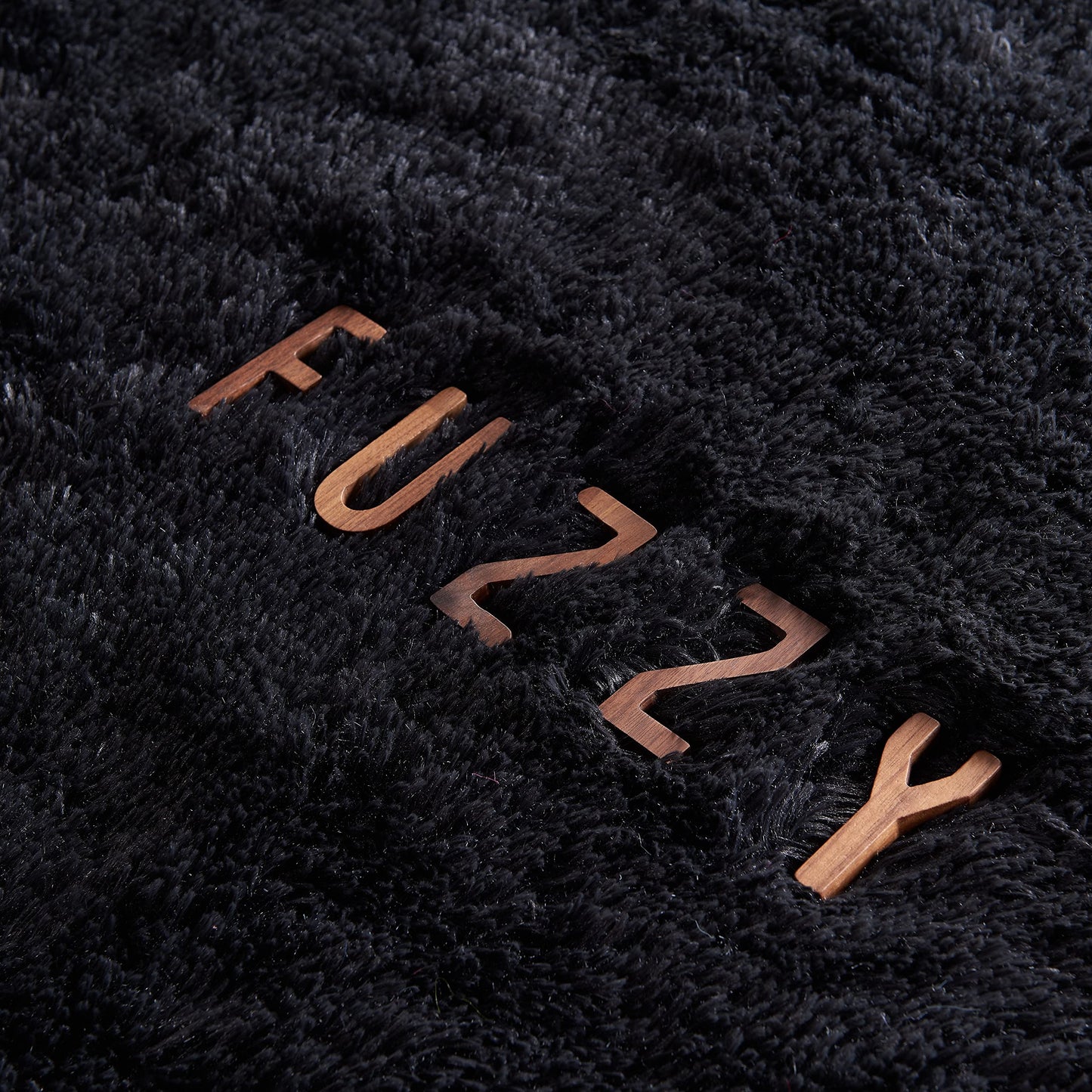 GKLUCKIN Shag Ultra Soft Area Rug, Fluffy 5'X7' Solid Black Rugs Plush Fuzzy Non-Skid Indoor Faux Fur Rugs Furry Carpets for Living Room Bedroom Nursery Kids Playroom Decor