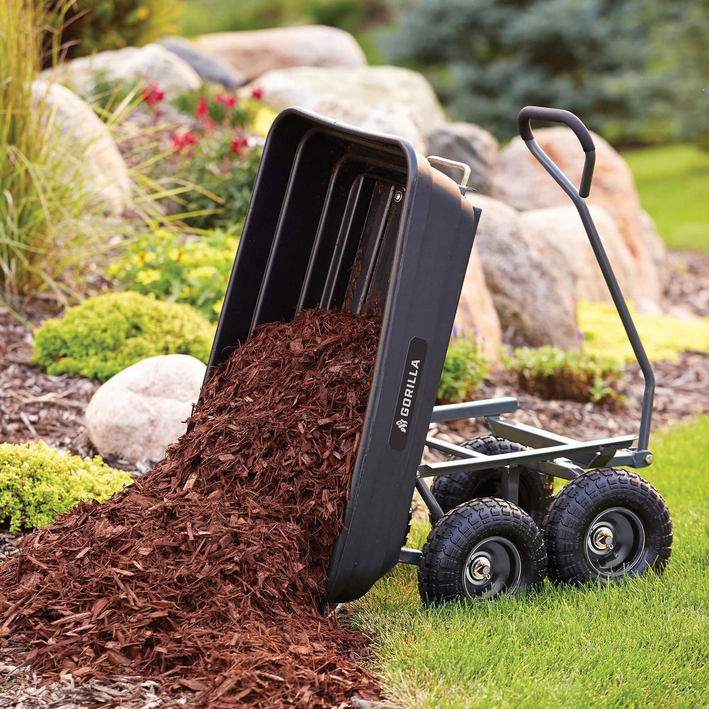 Gorilla Carts Heavy-Duty Utility Cart, 600 lb Capacity