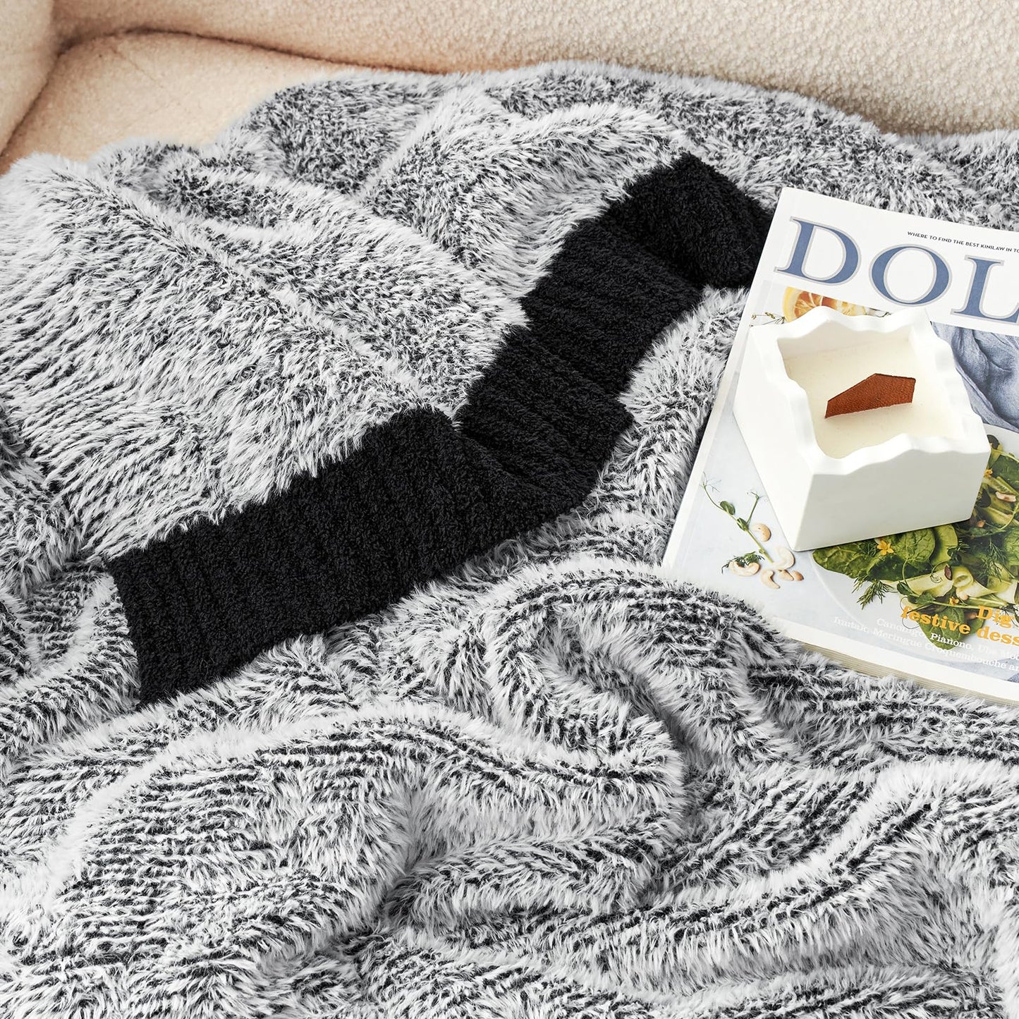 Reversible Soft Throw Blanket for Couch