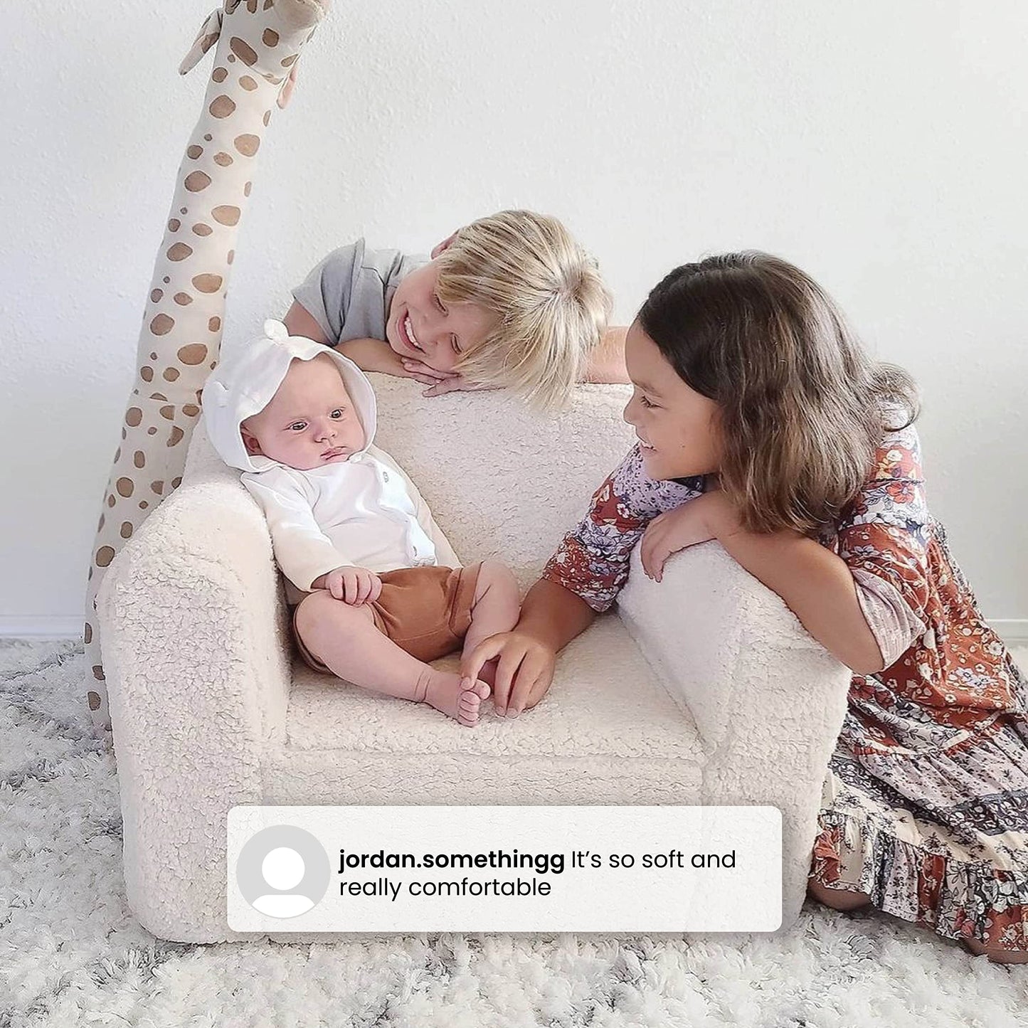 Cozee Sherpa Chair by Delta Children