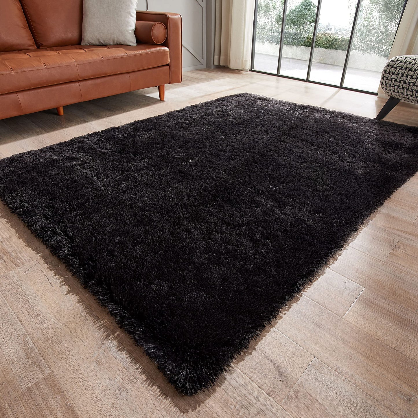 GKLUCKIN Shag Ultra Soft Area Rug, Fluffy 5'X7' Solid Black Rugs Plush Fuzzy Non-Skid Indoor Faux Fur Rugs Furry Carpets for Living Room Bedroom Nursery Kids Playroom Decor