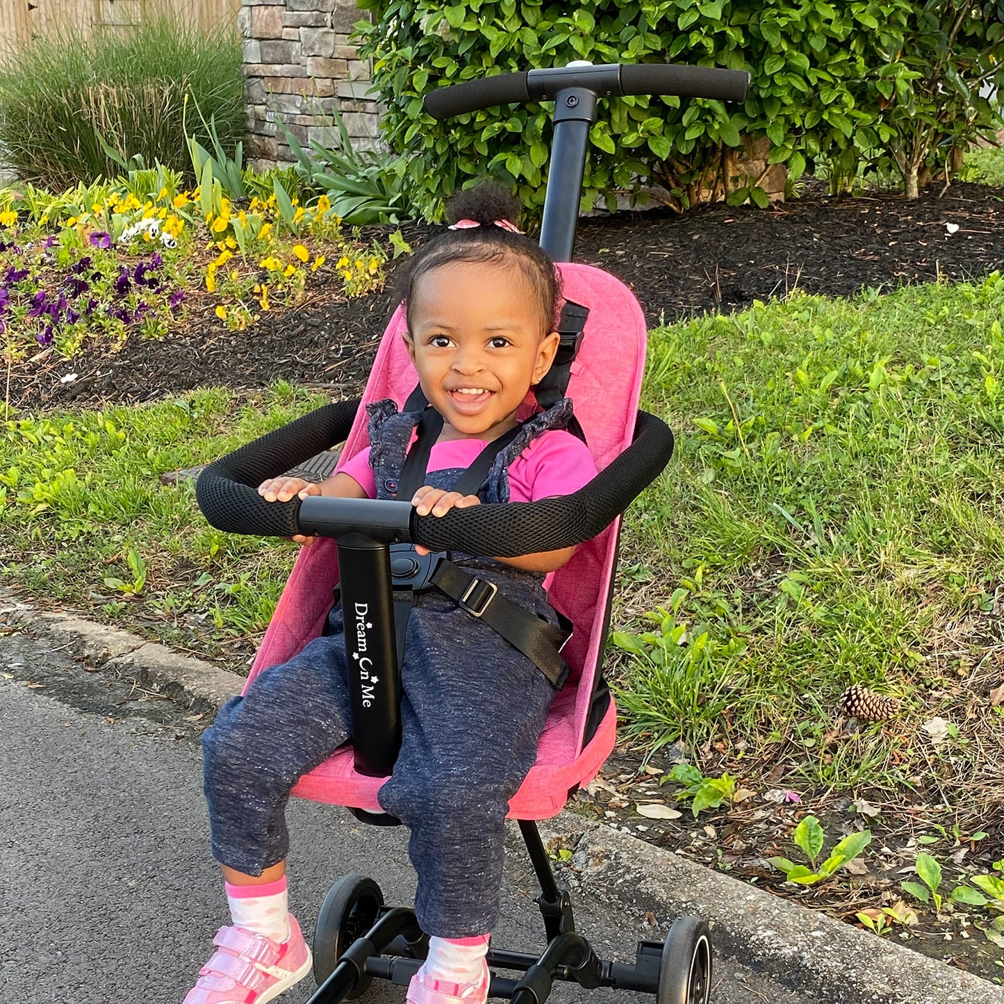 Dream On Me Lightweight Coast Rider Stroller - Pink