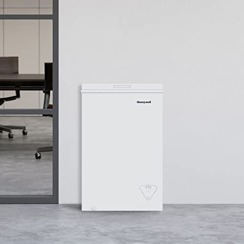 Honeywell 3.5 Cubic Feet Chest Freezer with Removable Storage Basket, Adjustable Temperature Control, Energy Saving, for Garage, Office, Dorm, or Apartment, white