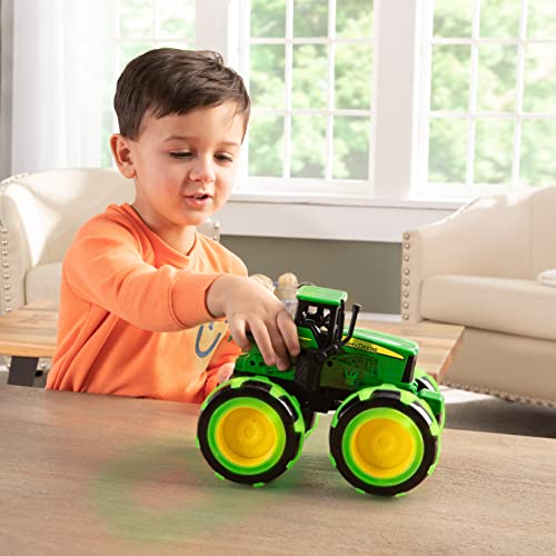 John Deere Tractor - Monster Treads Lightning Wheels - Motion Activated Light Up Monster Truck Toy - John Deere Tractor Toys - Frustration Free Packaging - Kids Toys Ages 3 Years and Up Green