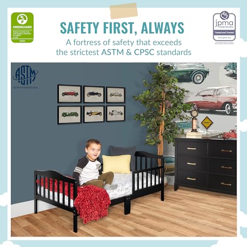 Dream On Me Classic Design Toddler Bed in Black, Greenguard Gold Certified