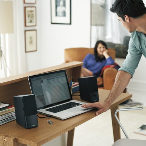 Bose Companion 2 Series III Multimedia Speakers - for PC (with 3.5mm AUX & PC Input) Black