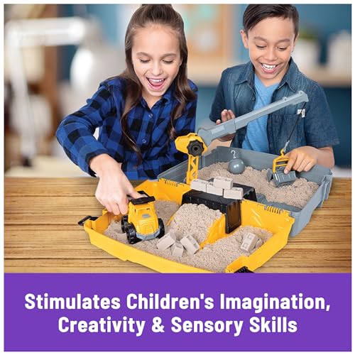 Kinetic Sand, Construction Site Folding Sandbox with Toy Truck and 2lbs of Play Sand, Sensory Toys, for Kids Ages 3 and up
