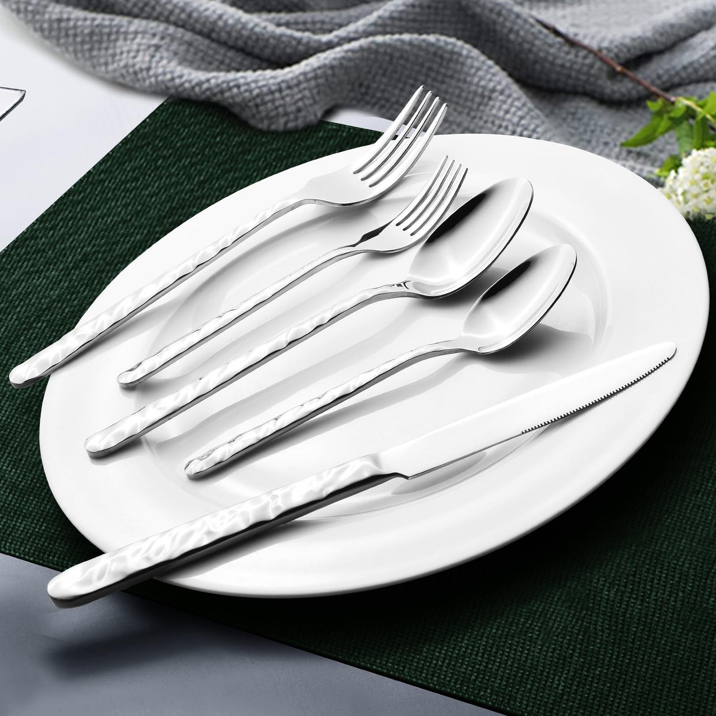 Nice Kitchen Silverware Set for 8, Premium Stainless Steel Flatware Set, Heavy Duty Silverware Cutlery Sets with Wavy Patterns, including Spoons and Forks Set, Mirror Polished, Dishwasher Safe