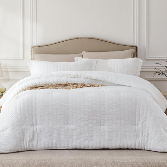 Queen Seersucker Lightweight Comforter Set 3 Piece