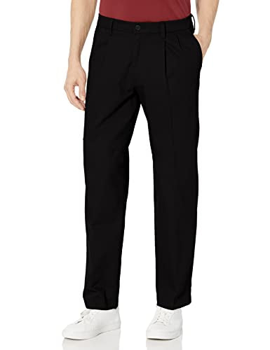 Dockers Men's Classic Pleated Stretch Khaki Pants